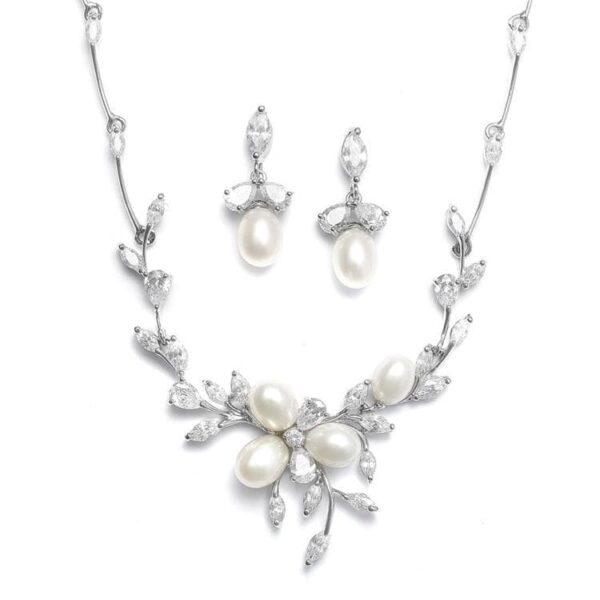 Claire freshwater pearl wedding necklace